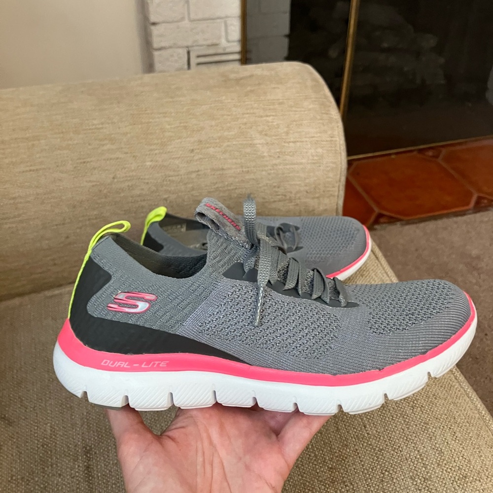 Skechers slip on air cool dual lite sneakers